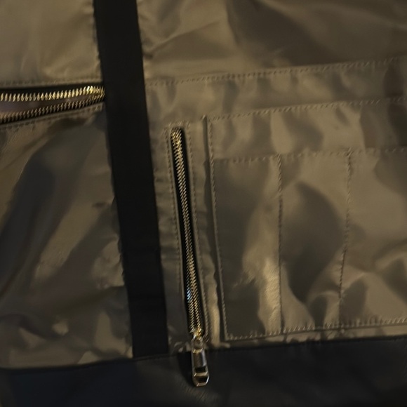 Oversized Madden Girl Tan and Black Tote - Picture 8 of 10